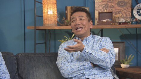 くりぃむしちゅー上田 (c)中京テレビ