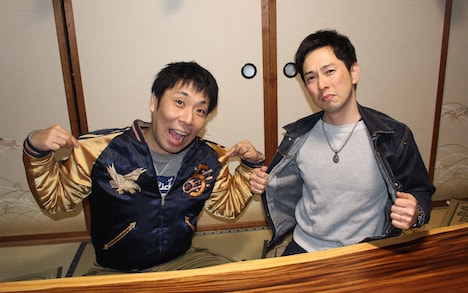 左からパンクブーブー佐藤、フルーツポンチ亘。(c)チバテレ