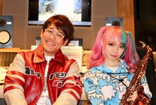 左から古坂大魔王、ユッコ・ミラー。