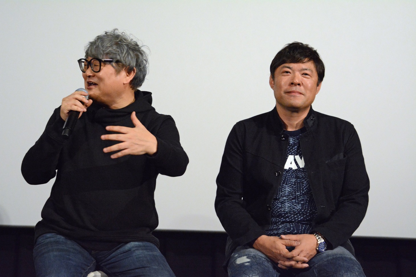 左から水島精二監督、松浦裕暁氏。