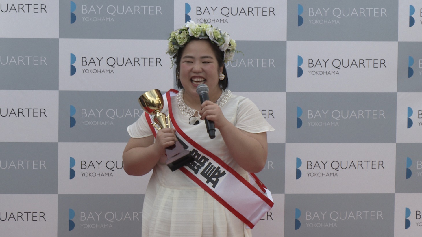 ゆりやんレトリィバァ