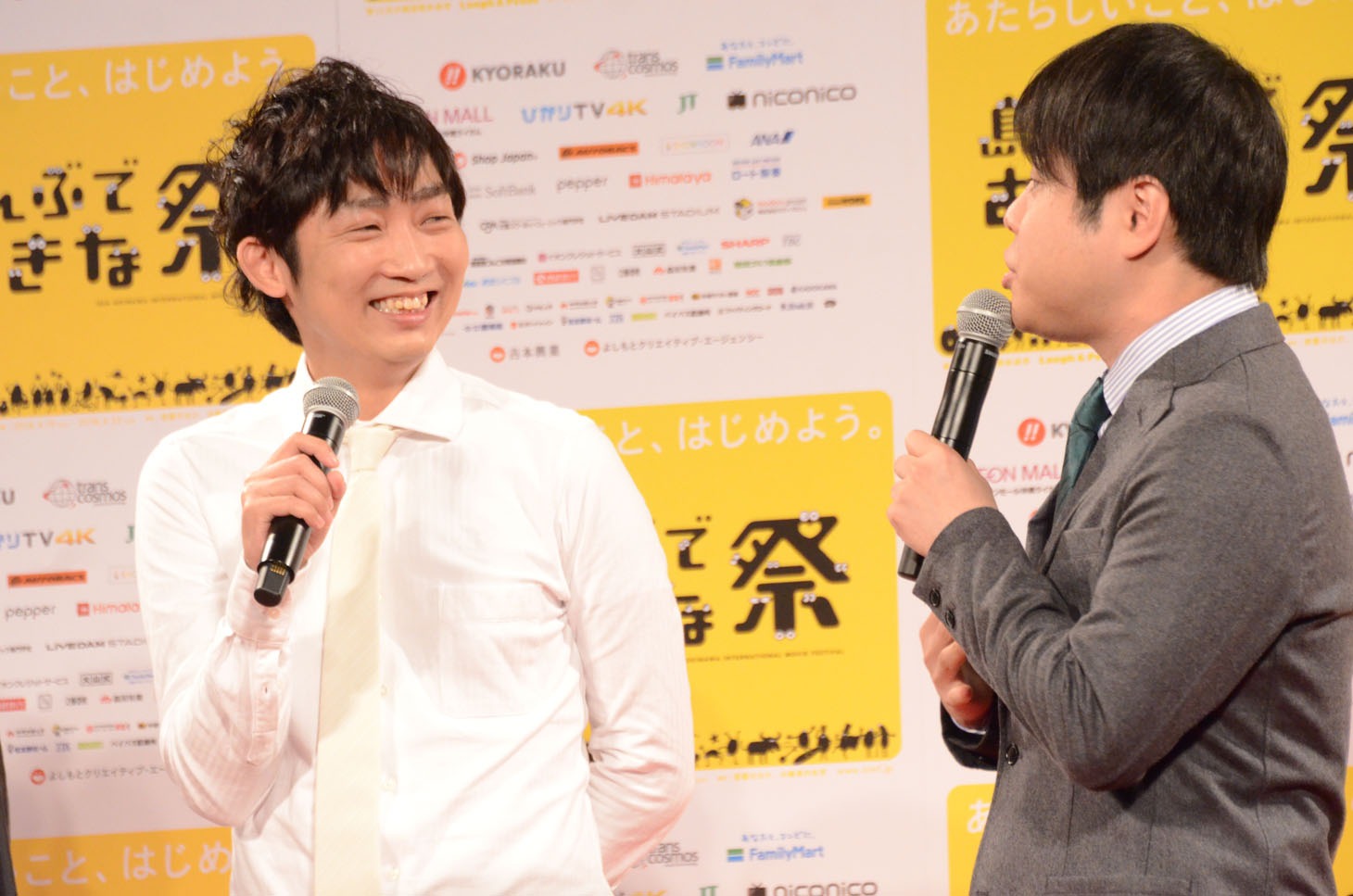 3月20日に開催された「島ぜんぶでおーきな祭」会見より、「耳を腐らせるほどの愛」について語るNON STYLE。