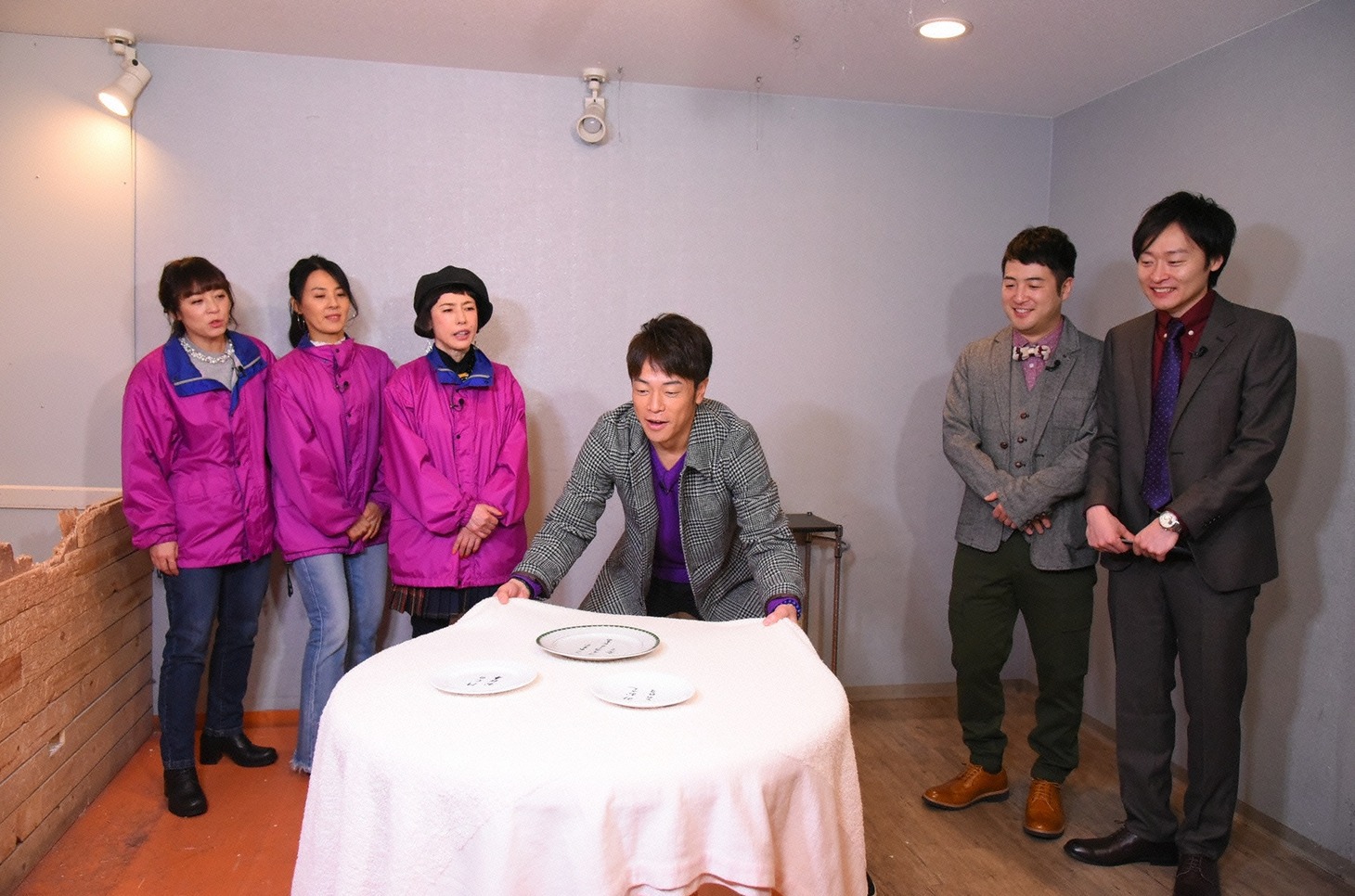 「マチャミ＆陣内 日本ワケありツアー！ 大阪編」のワンシーン。(c)読売テレビ