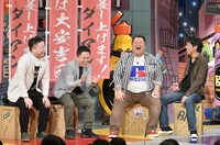 左からダイアン、ブラックマヨネーズ。(c)読売テレビ