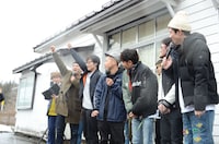 只見線乗車前の出発式の様子。