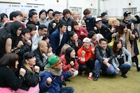 「吉本坂46」メンバーオーディションの1次書類審査発表の様子。