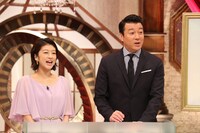（左から）生野陽子アナ、極楽とんぼ加藤。(c)フジテレビ