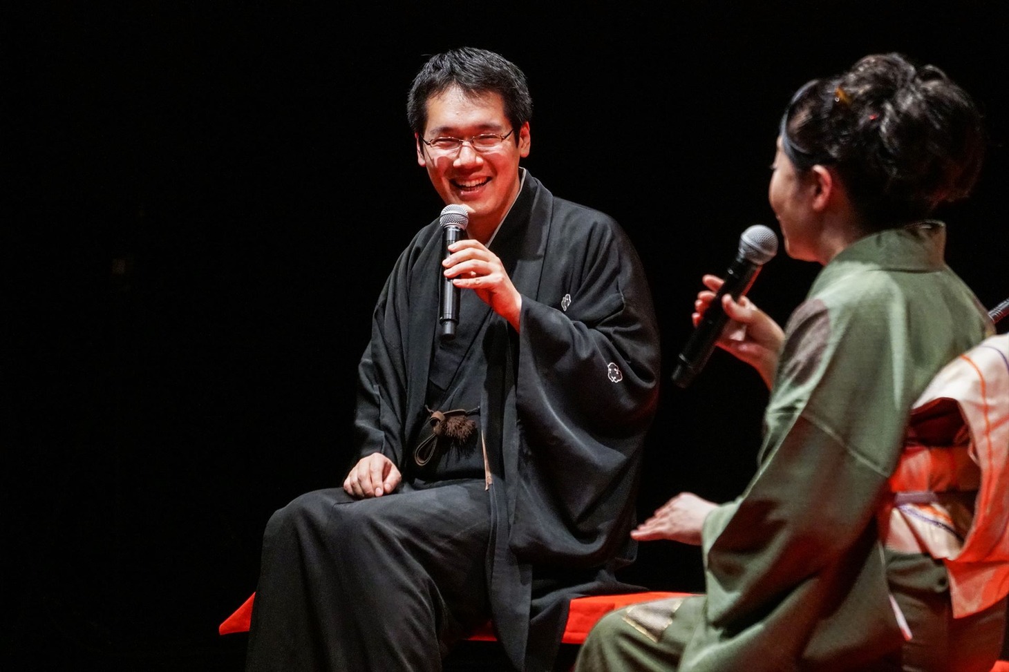 （左から）神田松之丞、神田阿久鯉。(c)TBSラジオ