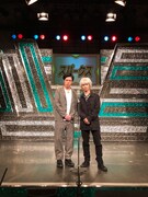 舞台「『火花』~Ghost of the Novelist~」でお笑いコンビ・スパークスを演じる井下好井・好井(左)と植田圭輔(右)。