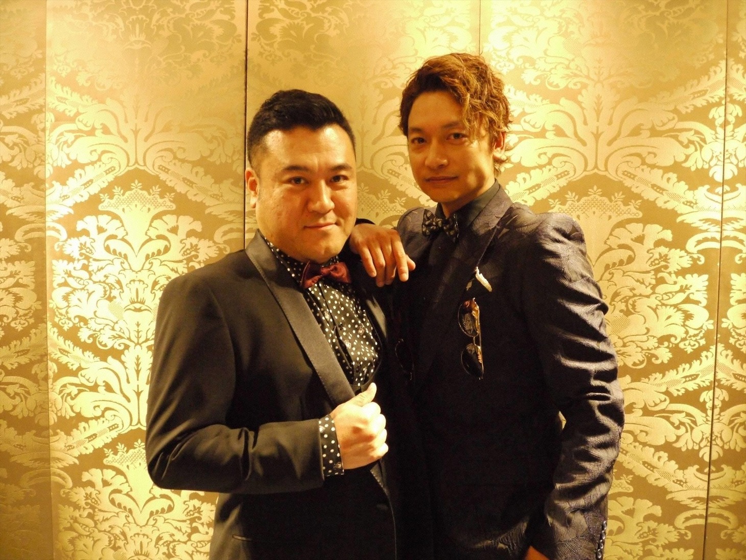 「おじゃMAP!!最終回SP」でイタリアを訪れる（左から）アンタッチャブル山崎、香取慎吾。(c)フジテレビ
