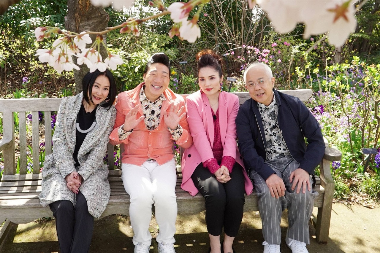 「かたらふ～語らいまくり旅SP～」に出演する（左から）浅野温子、ANZEN漫才みやぞん、平野ノラ、小堺一機。(c)フジテレビ