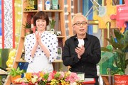 左から佐藤栞里、所ジョージ。(c)日本テレビ