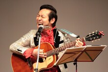 上杉周大（撮影：岡本貴之）