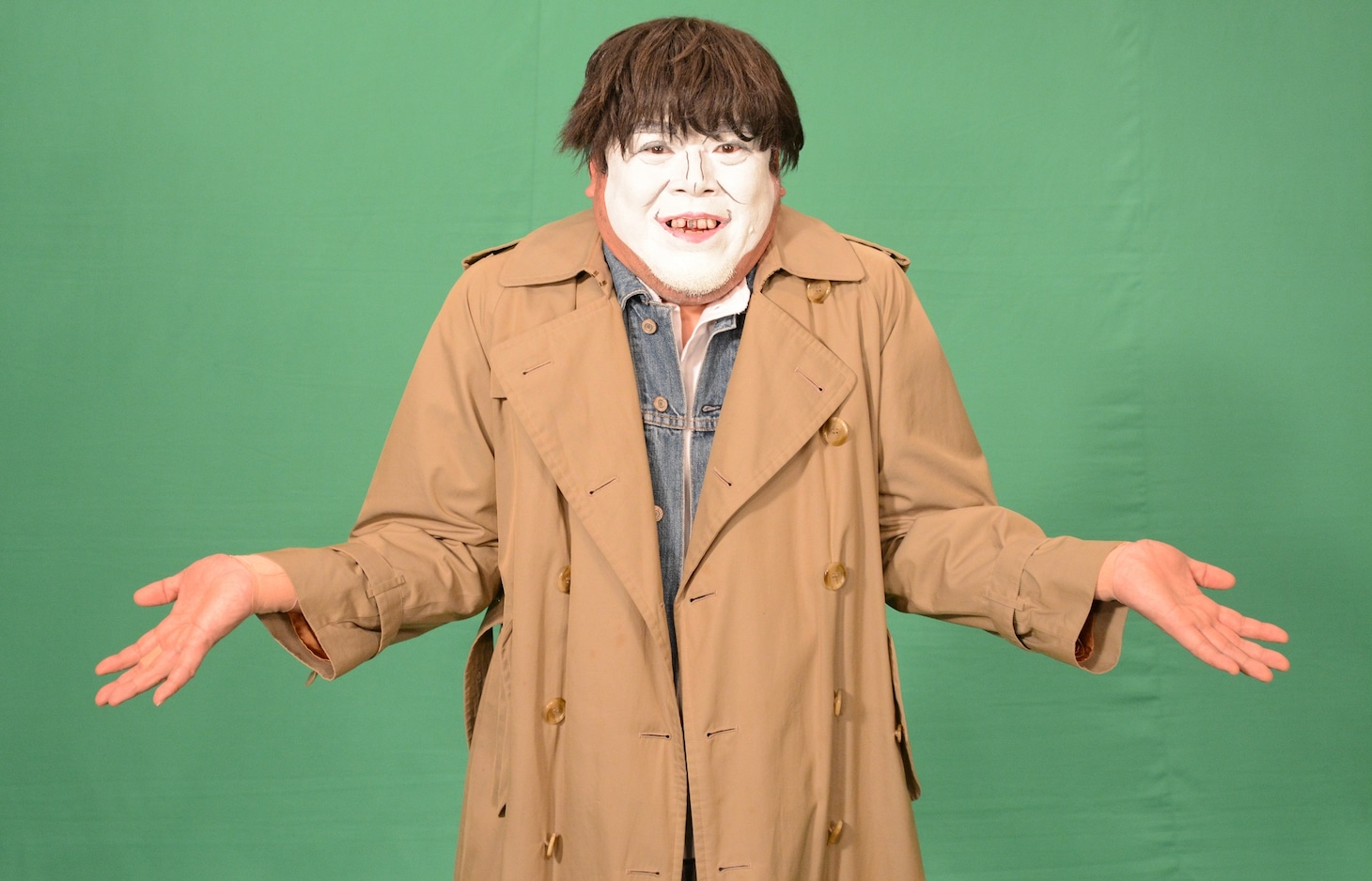 岩田剛典になりきる野性爆弾くっきー。