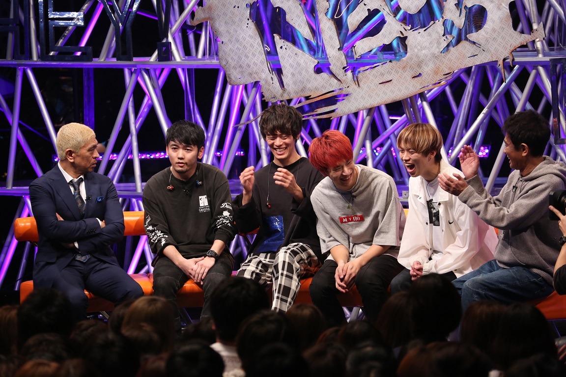 04 Limited Sazabysとダウンタウン。(c)フジテレビ