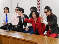 「冗談騎士」のワンシーン。(c)BSフジ