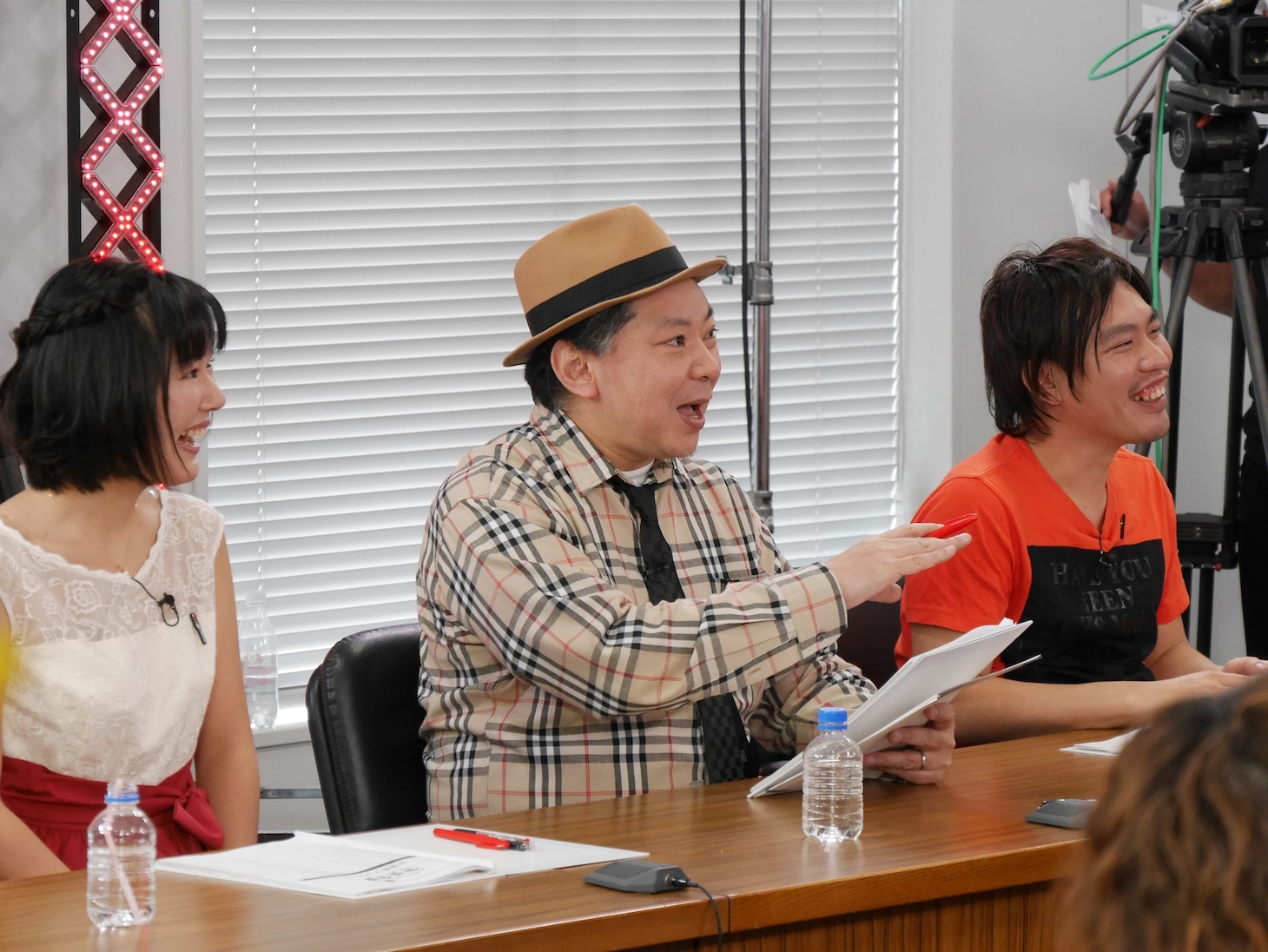 「冗談騎士」のワンシーン。(c)BSフジ