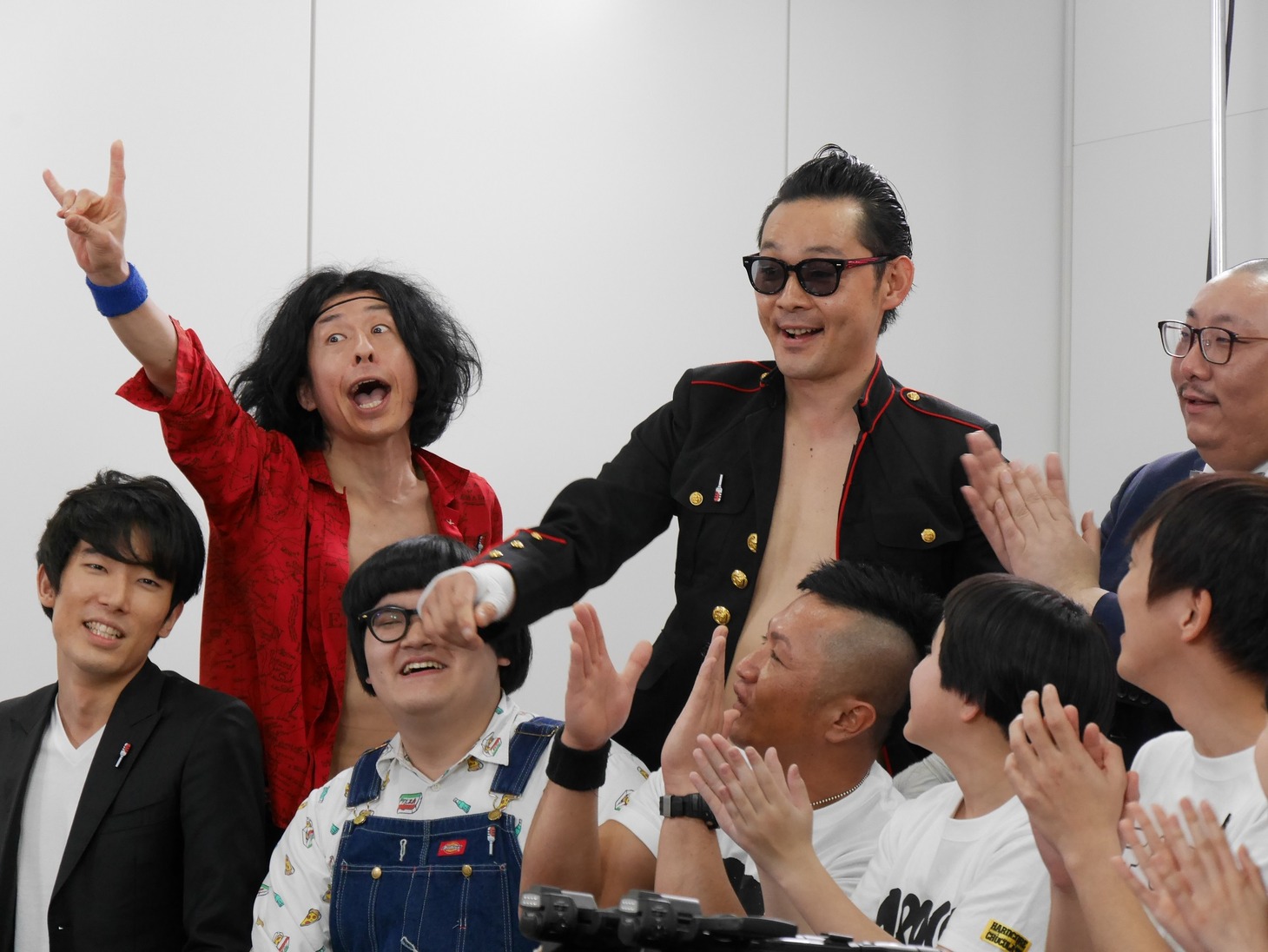 「冗談騎士」レギュラーメンバー発表の瞬間。(c)BSフジ