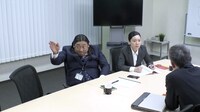 「オトナ定点観察」社内会議編のワンシーン。