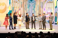 ダイアンのお祝いに、海原やすよ ともこ、中川家が駆けつけた。(c)関西テレビ