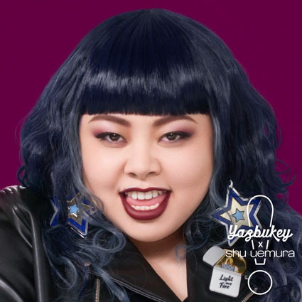 渡辺直美が表現するマティチュード コレクションの「エッジーベリー」。