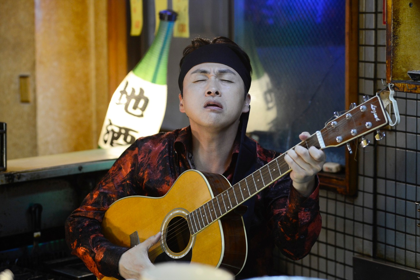 「土曜ナイトドラマ『おっさんずラブ』」に出演するアンジャッシュ児嶋。(c)テレビ朝日