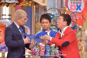 左からダウンタウン、西川きよし。(c)読売テレビ
