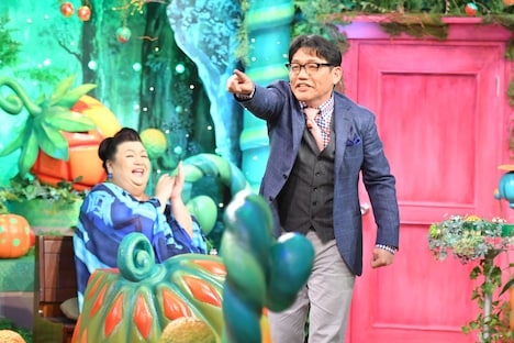 ずん飯尾（中央） (c)TBS