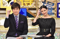 左から羽鳥慎一、菜々緒。(c)日本テレビ