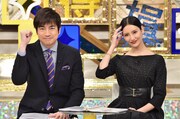 左から羽鳥慎一、菜々緒。(c)日本テレビ