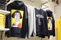 「バラエティースタンダード YOSHIMOTO COLLABORATION」の売り場の様子。