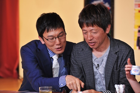 左から浅越ゴエ、ちゃらんぽらん冨好。(c)読売テレビ