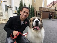 FUJIWARA原西と犬。