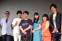 フォトセッション中の様子。