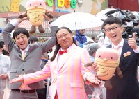 レッドカーペットでのフォトセッションの様子。