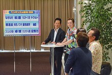 「内村さまぁ～ず」収録中の様子。