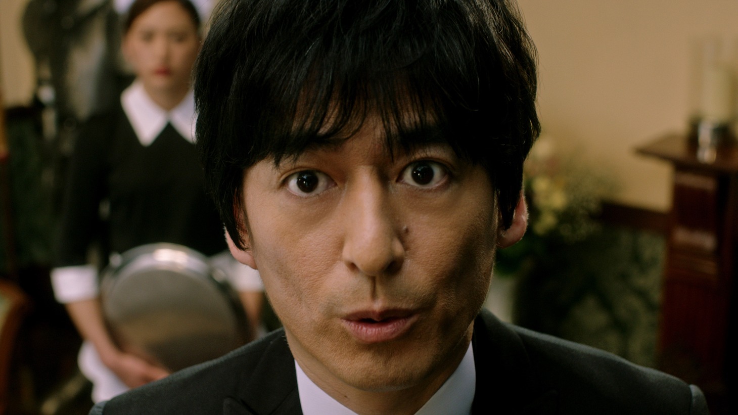 「SPAT4」の新CM「華丸さまSPAT4はじめる。」篇のワンシーン。