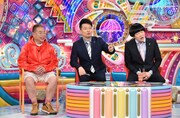 （左から）出川哲朗、雨上がり決死隊。(c)テレビ朝日