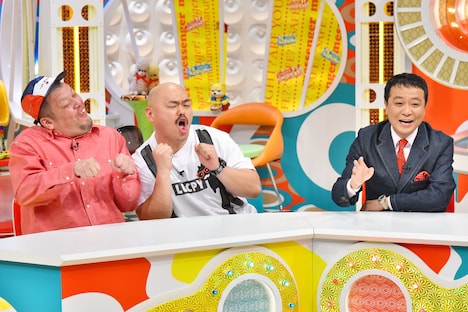 野性爆弾くっきー、安田大サーカス・クロちゃん、中山秀征（左から）。(c)MBS