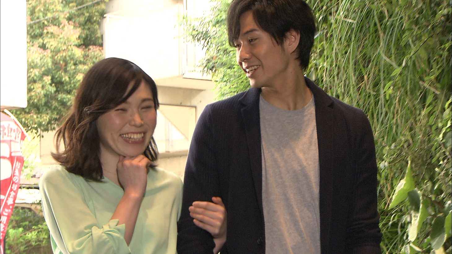 尼神インター誠子（左） (c)テレビ朝日