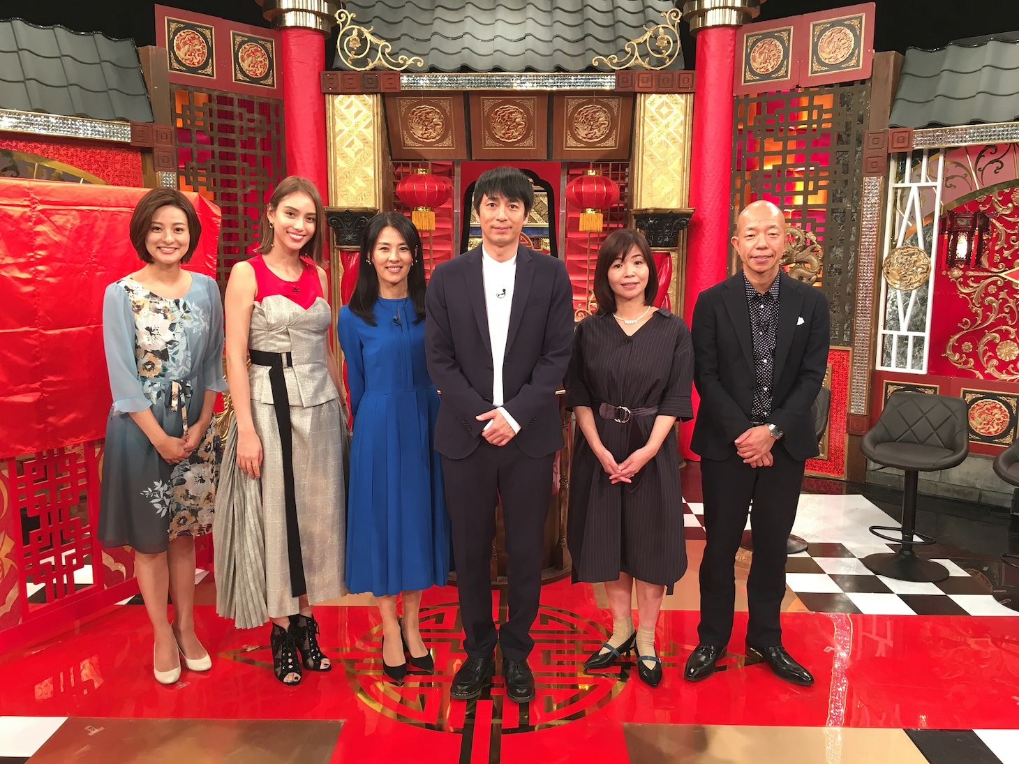 「～アノ業界のリアルな力関係が一目瞭然～ ザ・パワーマップ！」の出演者たち。(c)日本テレビ