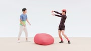 コント「かゆみと戦う奴」より。