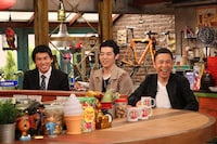 （左から）溝口幸雄、濱田祐太郎、ナインティナイン岡村。(c)関西テレビ