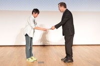 表彰式の様子。