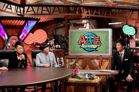 （左から）雨上がり決死隊と、とろサーモン村田。(c)ABC