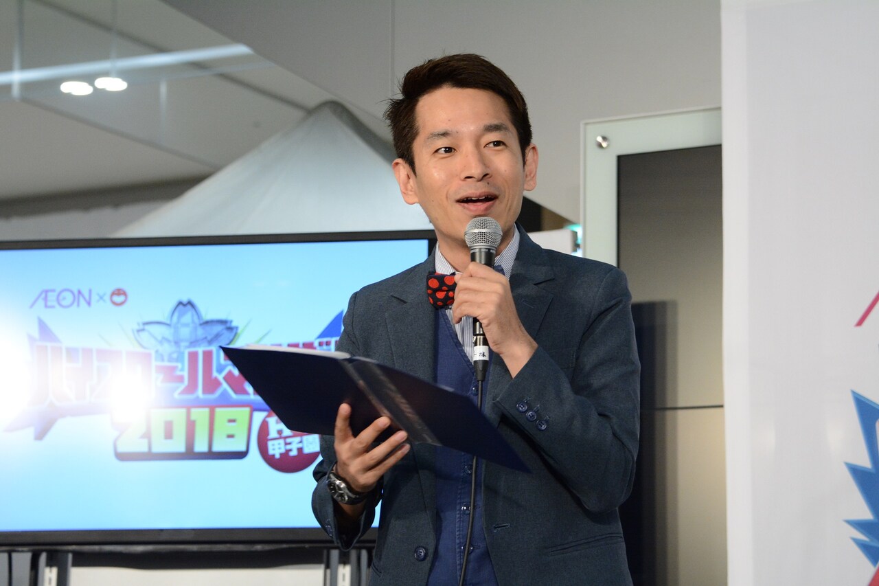 MCを務めたタケト。