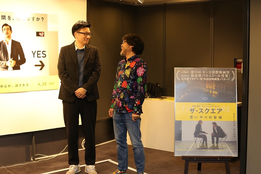 （左から）小林賢太郎、倉本美津留。