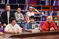 麒麟・川島（前列中央）によるプレゼンのワンシーン。(c)中京テレビ