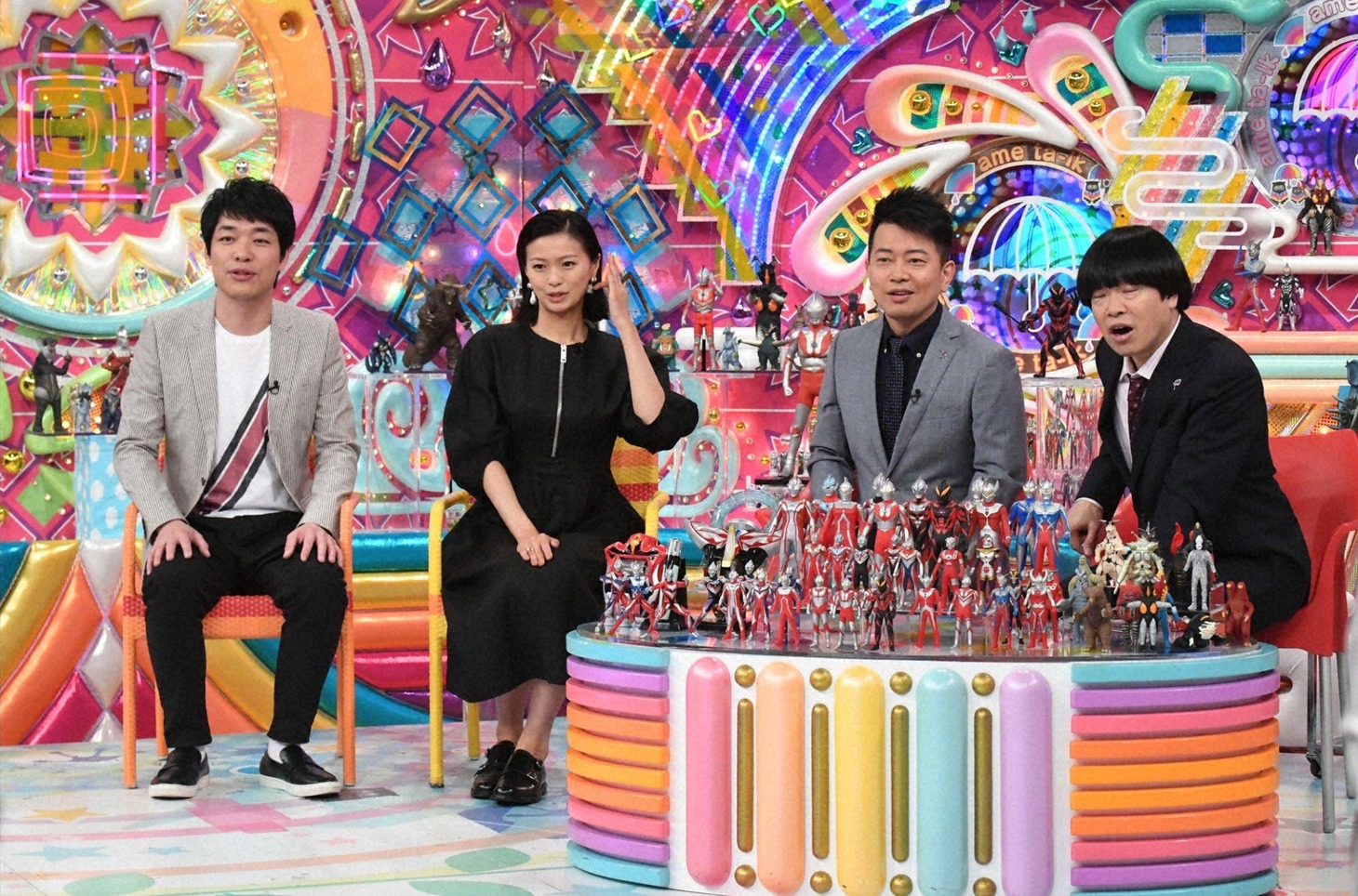 （左から）麒麟・川島、榮倉奈々、雨上がり決死隊。(c)テレビ朝日