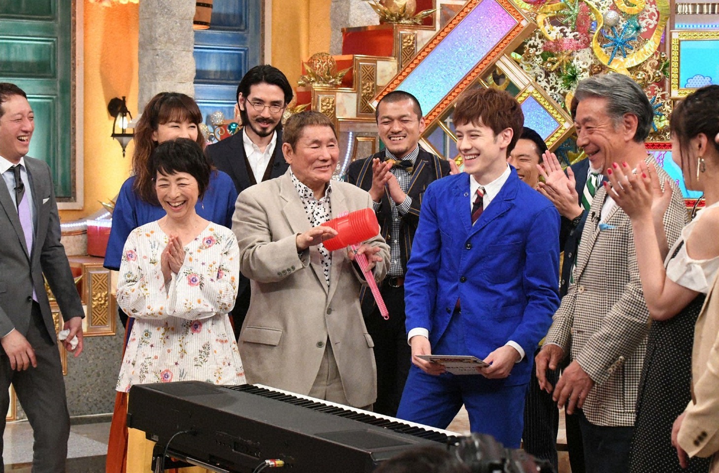 「世界がザワついた（秘）映像 ビートたけしの知らないニュース」のワンシーン。(c)テレビ朝日